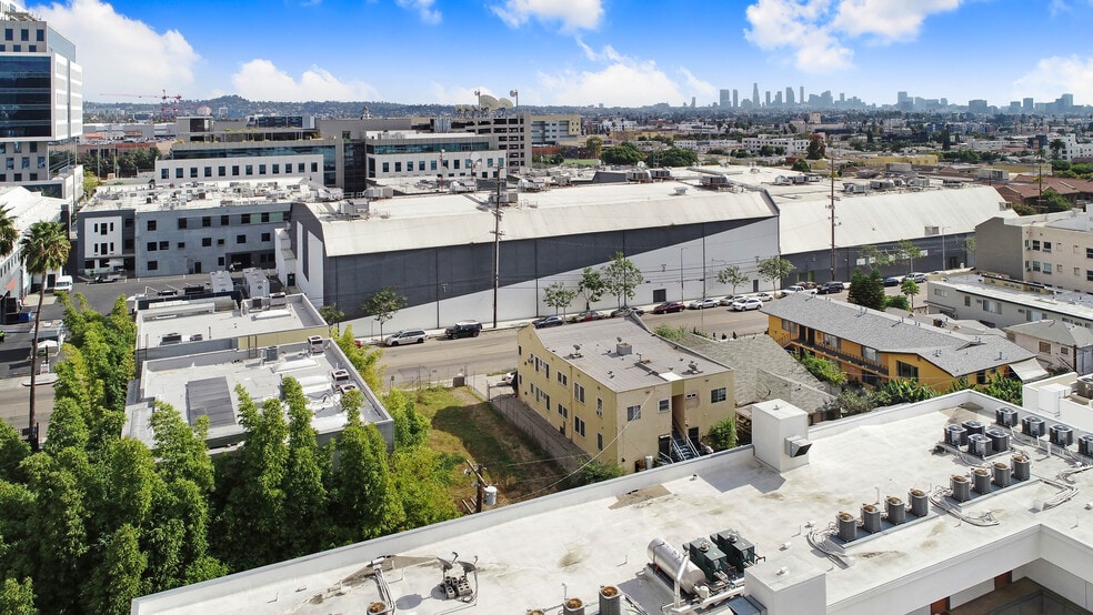 1449 N Bronson Ave, Los Angeles, CA for sale - Building Photo - Image 2 of 9