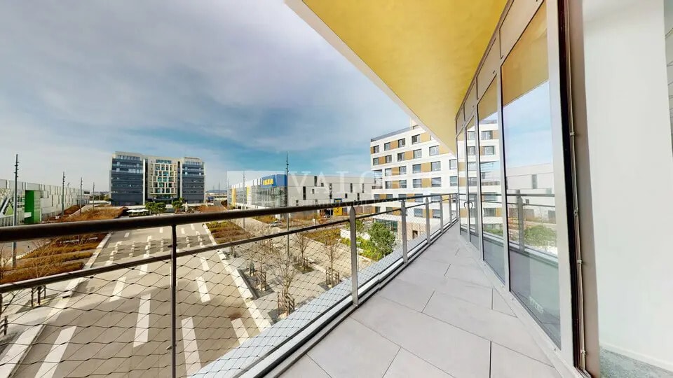 Bureau dans Vénissieux à louer Photo du bâtiment- Image 1 de 12