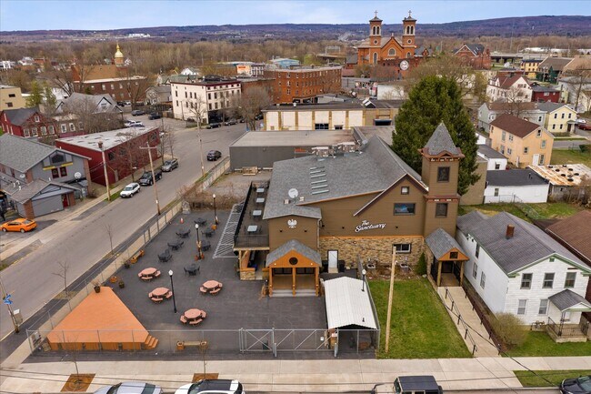 More details for 728 Court St, Utica, NY - Retail for Sale