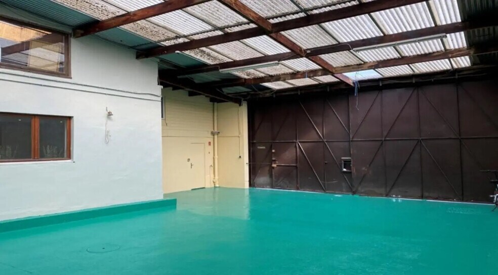 Bureau dans Bagnolet à louer - Photo du bâtiment - Image 1 de 14