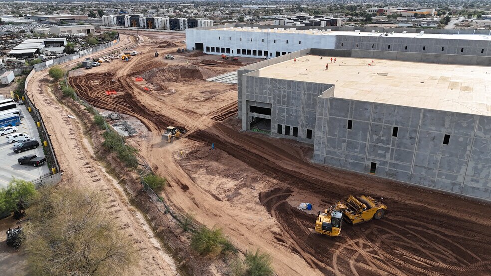 3607 S 12th St, Phoenix, AZ à louer - Photo du bâtiment - Image 2 de 8