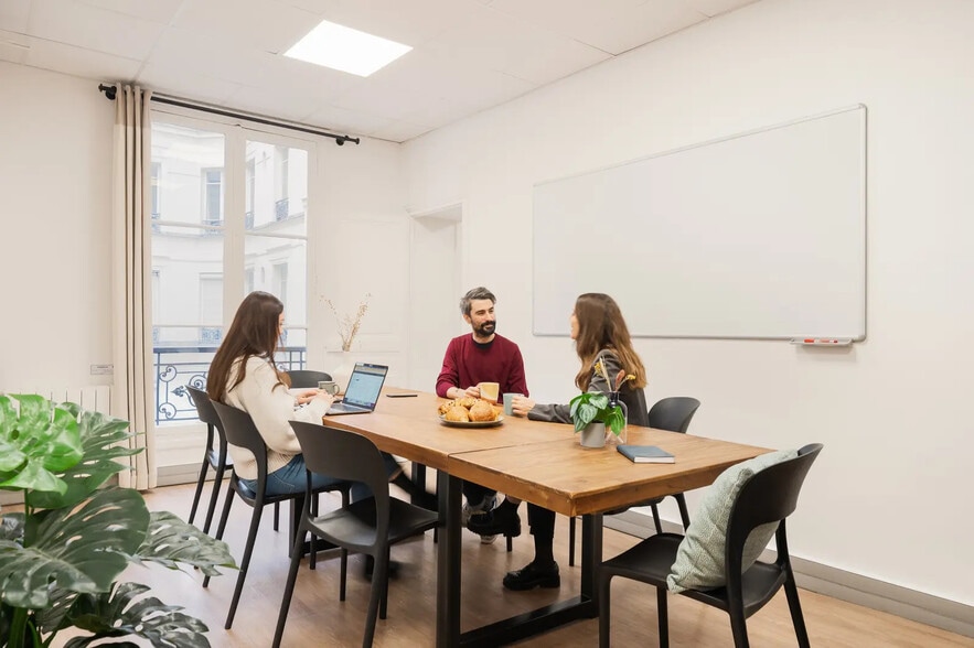 6 Rue Du Conservatoire, Paris for lease - Interior Photo - Image 3 of 6