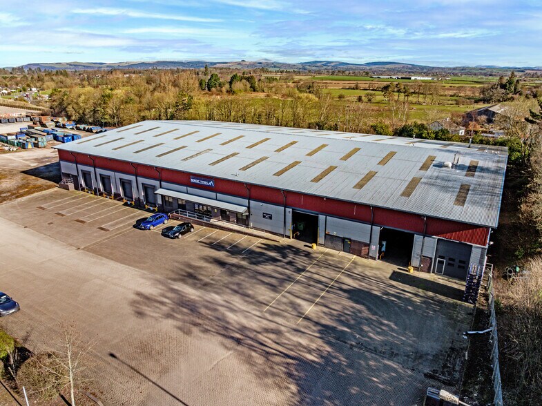 Irongray Rd, Dumfries à louer - Photo du bâtiment - Image 2 de 4