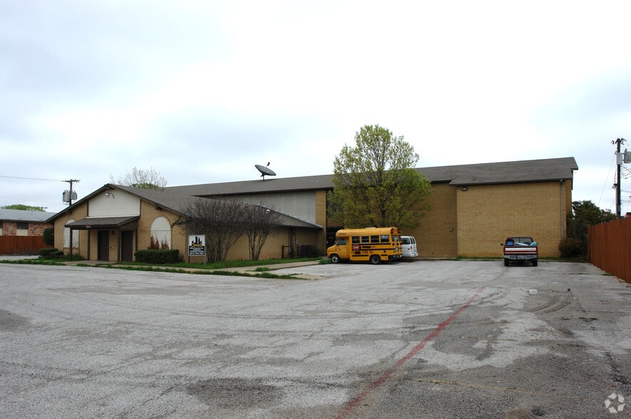 1150 Fuller Dr, Dallas, TX for sale - Building Photo - Image 3 of 25