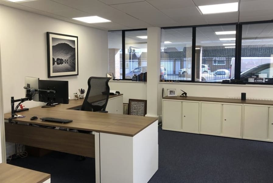 Govett Ave, Shepperton for lease Interior Photo- Image 1 of 6