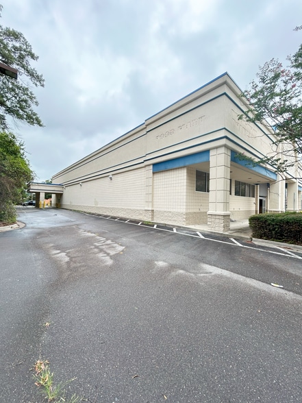 806 E Ash St, Goldsboro, NC for sale - Building Photo - Image 3 of 5