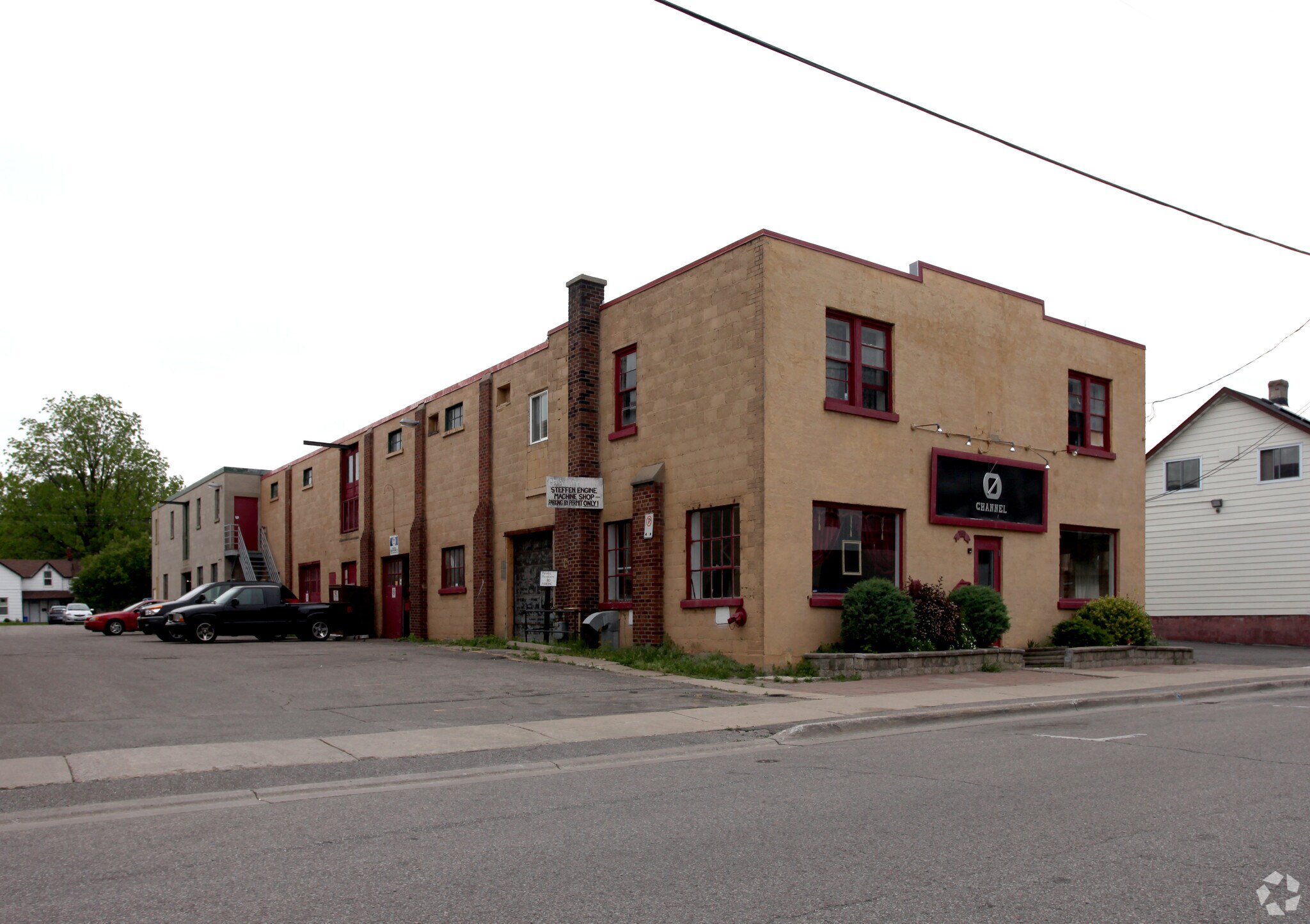 72 Richmond St W, Oshawa, ON for sale Primary Photo- Image 1 of 1