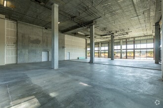 808 W San Carlos St, San Jose, CA for lease Interior Photo- Image 1 of 5