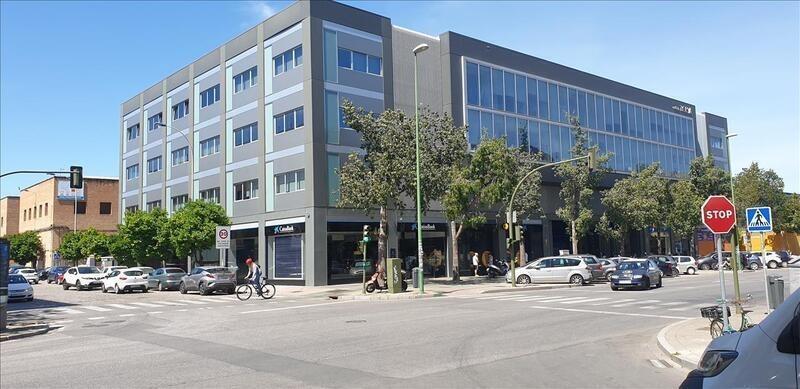 Office in SEVILLA, Sevilla for sale - Building Photo - Image 1 of 15