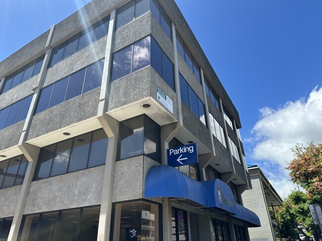 Plus de détails pour 98-1238 Kaahumanu St, Pearl City, HI - Bureau, Commerce de détail à louer