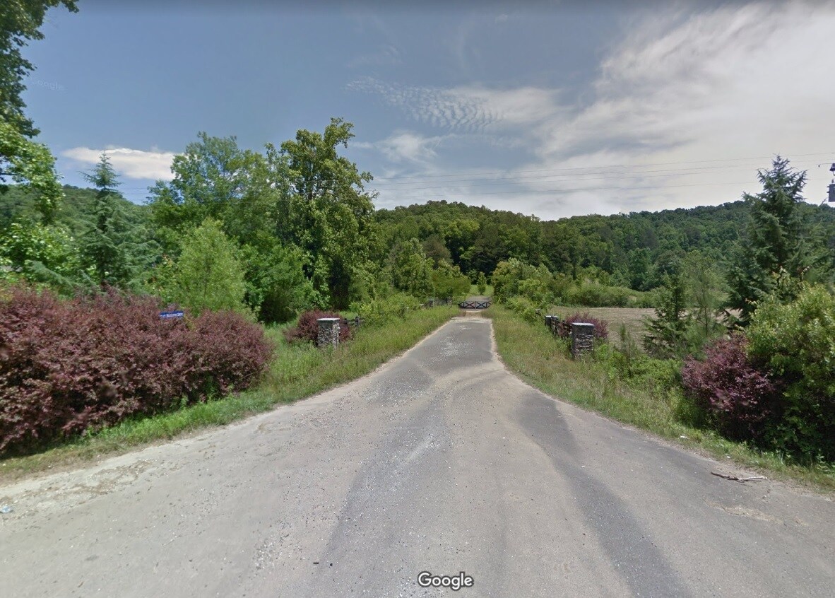 Kelley Highlands, Talking Rock, GA à vendre Photo du bâtiment- Image 1 de 2