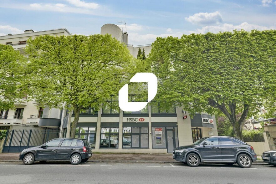 Bureau dans Saint-Cloud à louer - Photo du bâtiment - Image 1 de 14