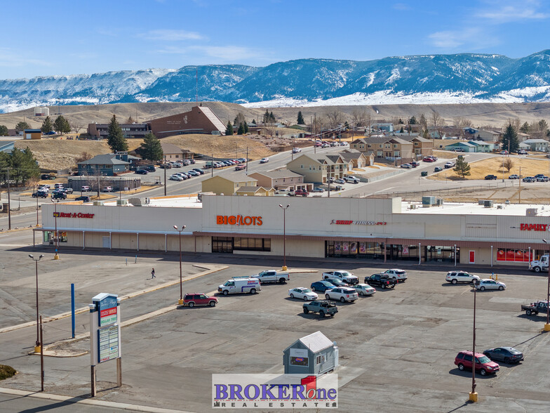 2135 E 12th St, Casper, WY for lease - Building Photo - Image 2 of 40