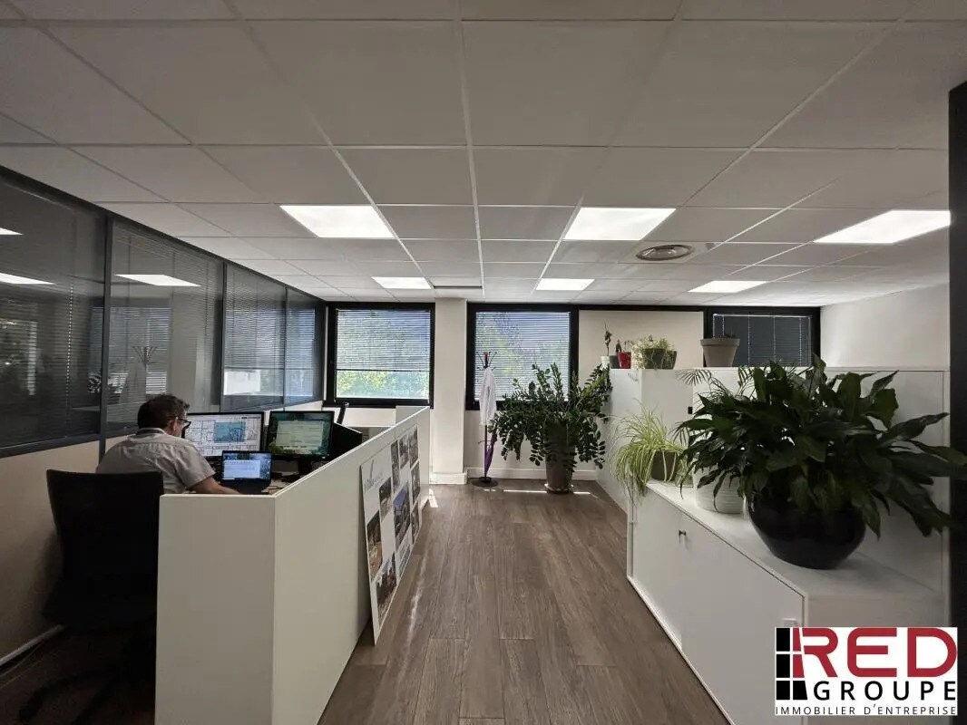 Bureau dans Aix-en-Provence à louer Photo du bâtiment- Image 1 de 10