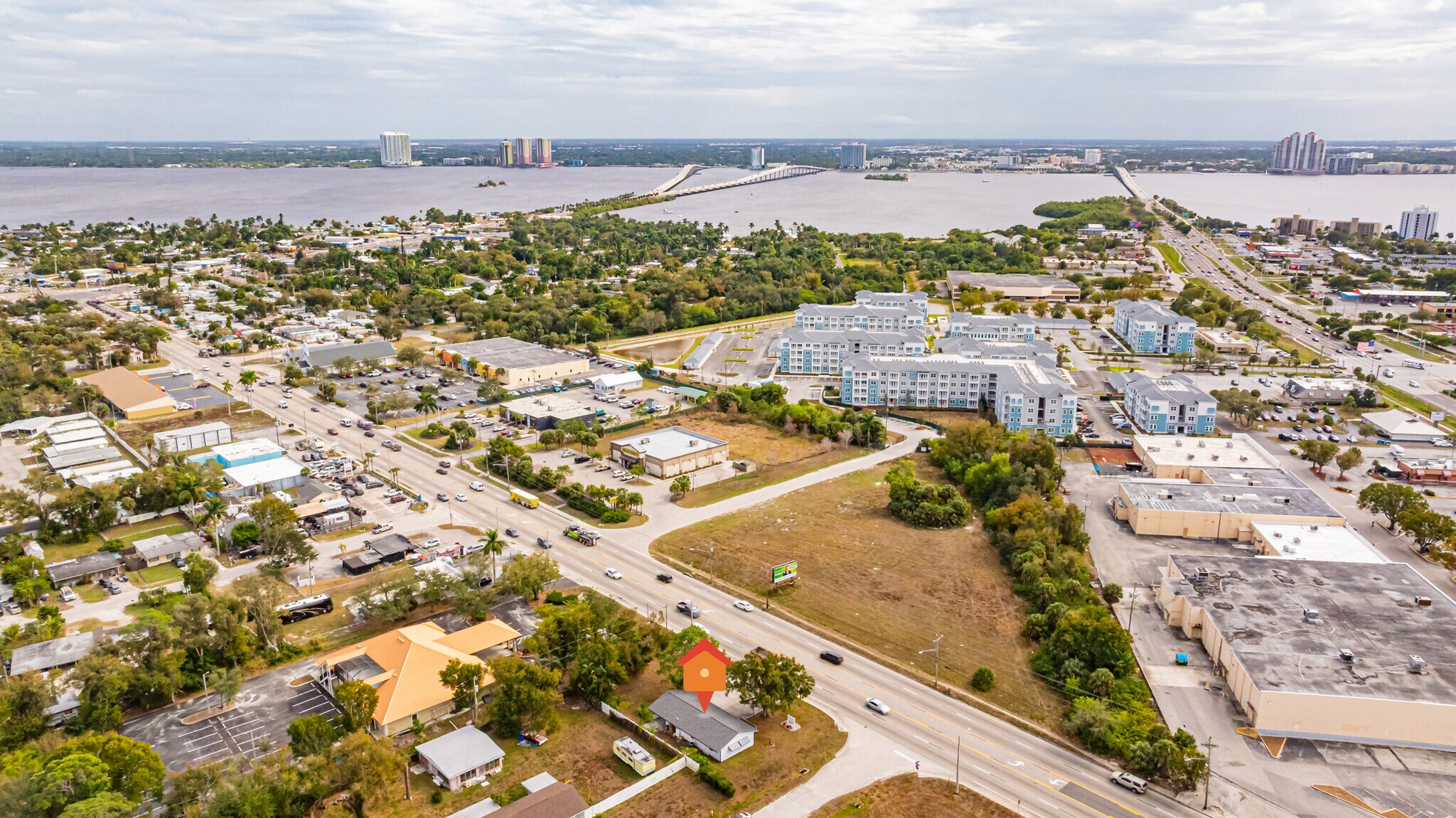 164 Pondella Rd, North Fort Myers, FL à vendre Photo principale- Image 1 de 40