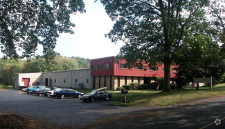 Plus de détails pour 6 Benson Rd, Oxford, CT - Industriel à vendre