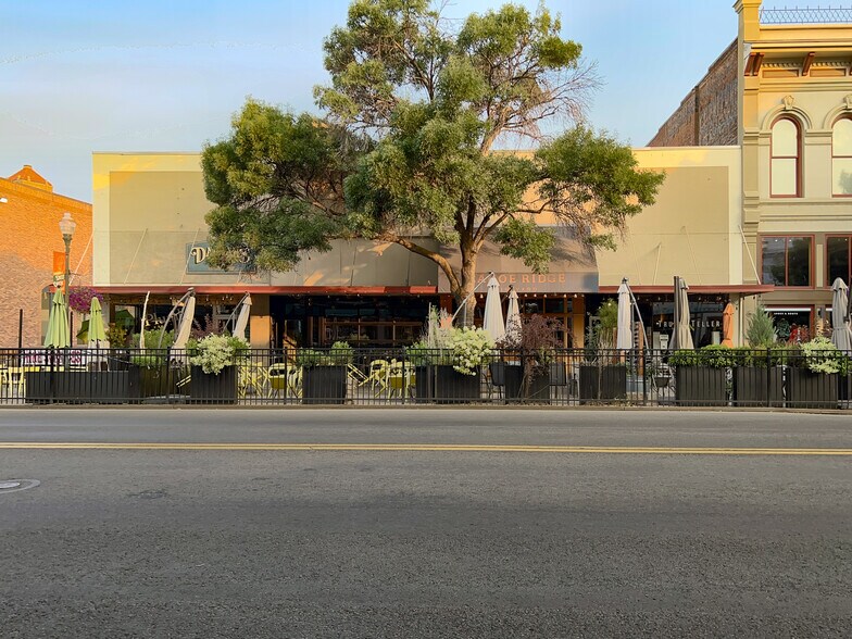 39-47 E Main St, Walla Walla, WA à louer - Photo du bâtiment - Image 2 de 10