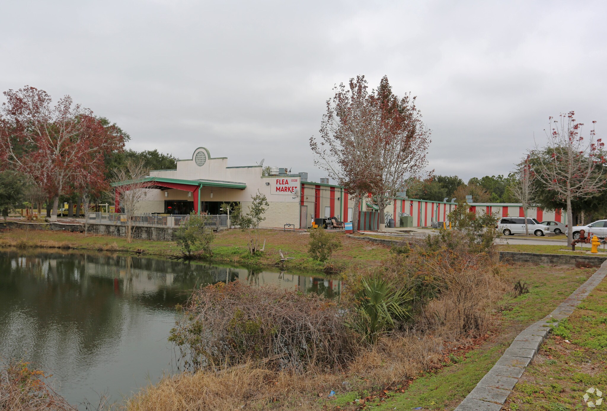 5405 W Irlo Bronson Memorial Hwy, Kissimmee, FL à louer Photo principale- Image 1 de 10