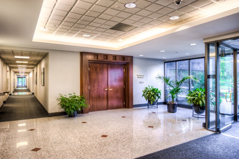 70 S Orange Ave, Livingston, NJ à louer - Photo intérieure - Image 2 de 3