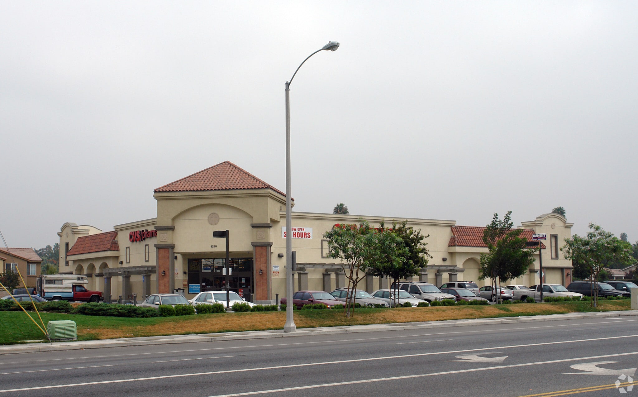 8280 Magnolia Ave, Riverside, CA for lease Primary Photo- Image 1 of 4