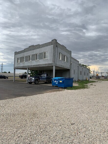 14400 E Smith Rd, Aurora, CO à louer - Photo du bâtiment - Image 3 de 19