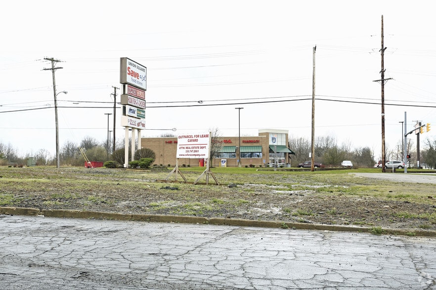 2533 Belmont Ave, Youngstown, OH à louer - Photo du bâtiment - Image 3 de 3
