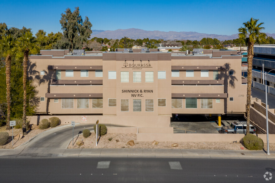 2350 W Charleston Blvd, Las Vegas, NV for sale - Primary Photo - Image 1 of 1