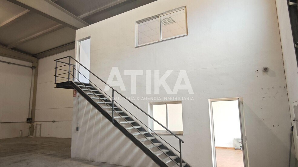 Industrial in Ontinyent, Valencia for lease - Interior Photo - Image 2 of 11