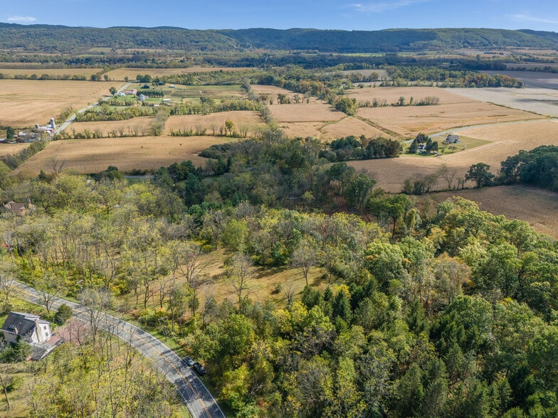 212 Asbury Broadway rd, Asbury, NJ à vendre - Photo principale - Image 2 de 26