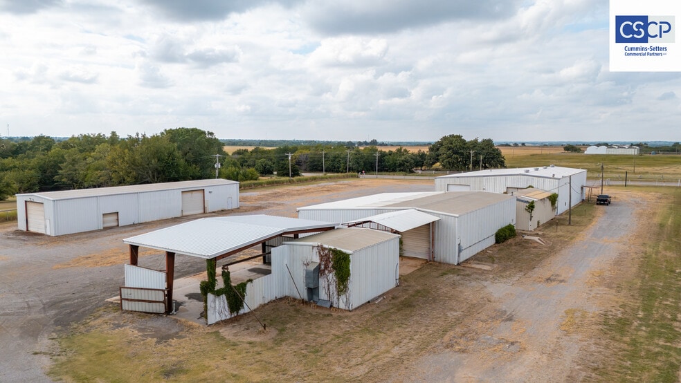 1175 State Hwy 19, Chickasha, OK à louer - Photo du bâtiment - Image 2 de 76