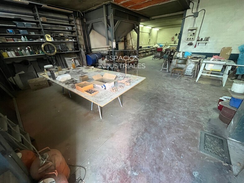 Industriel dans Mejorada del Campo, Madrid à vendre - Photo du bâtiment - Image 2 de 8