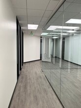 31365 Oak Crest Dr, Westlake Village, CA for lease Interior Photo- Image 1 of 2