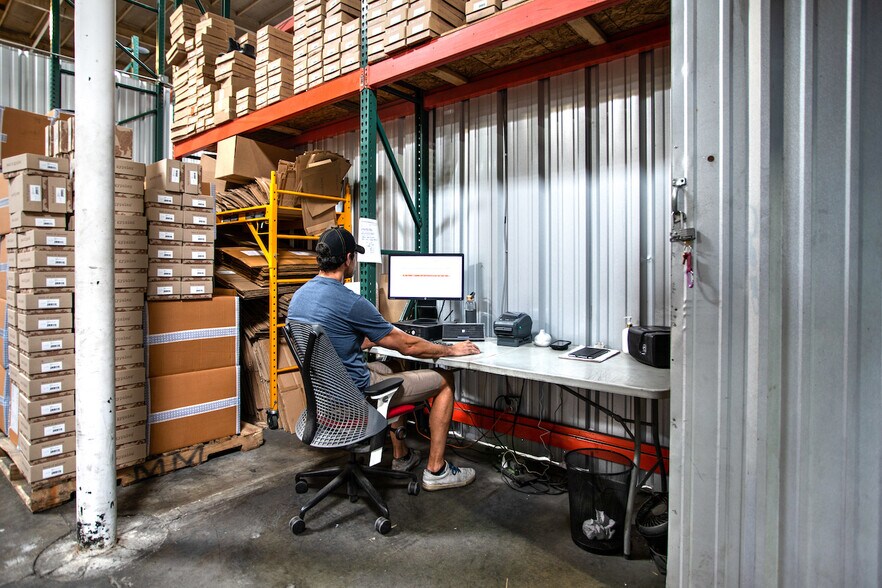 567-575 N Midland Ave, Saddle Brook, NJ à louer - Photo intérieure - Image 3 de 20