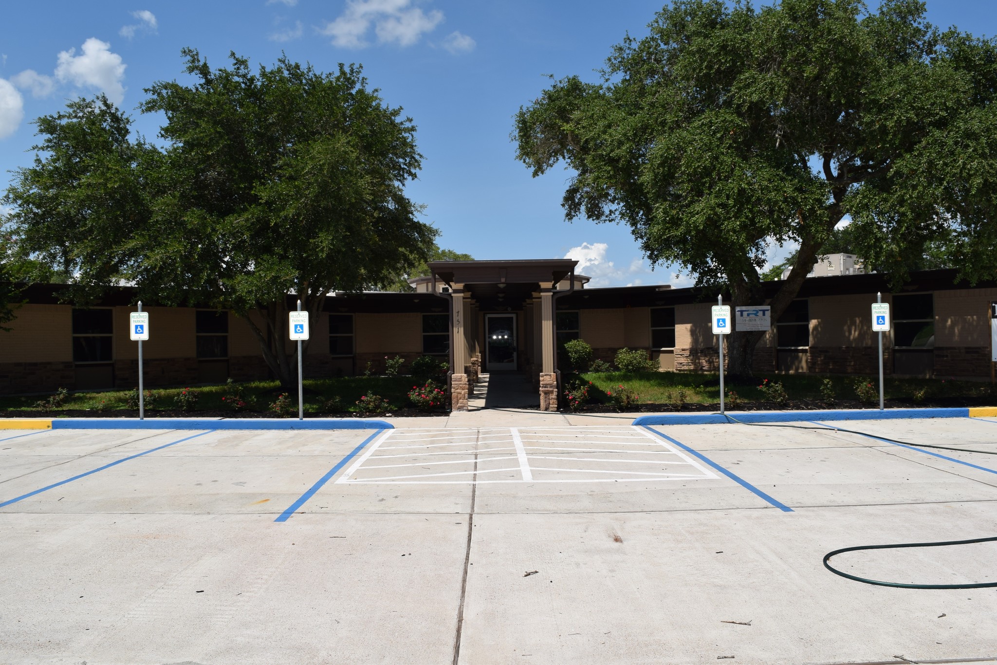 751 Heritage Ln, Eagle Lake, TX for sale Building Photo- Image 1 of 1