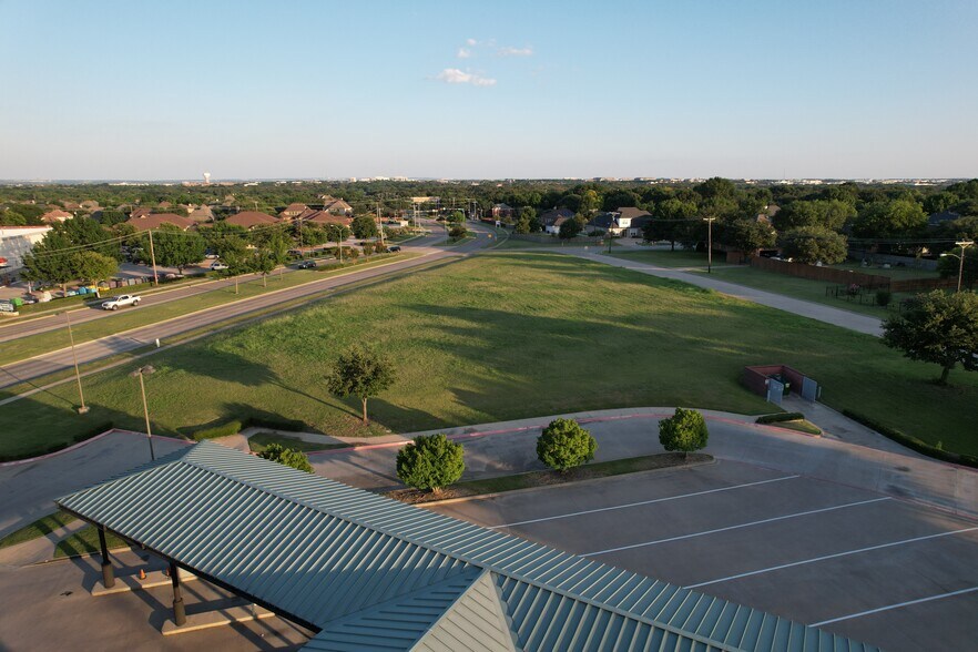 2001 Matlock Rd, Mansfield, TX à vendre - Aérien - Image 2 de 3