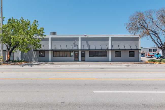 More details for 3501-3531 NW 19th St, Fort Lauderdale, FL - Office/Retail, Industrial for Lease