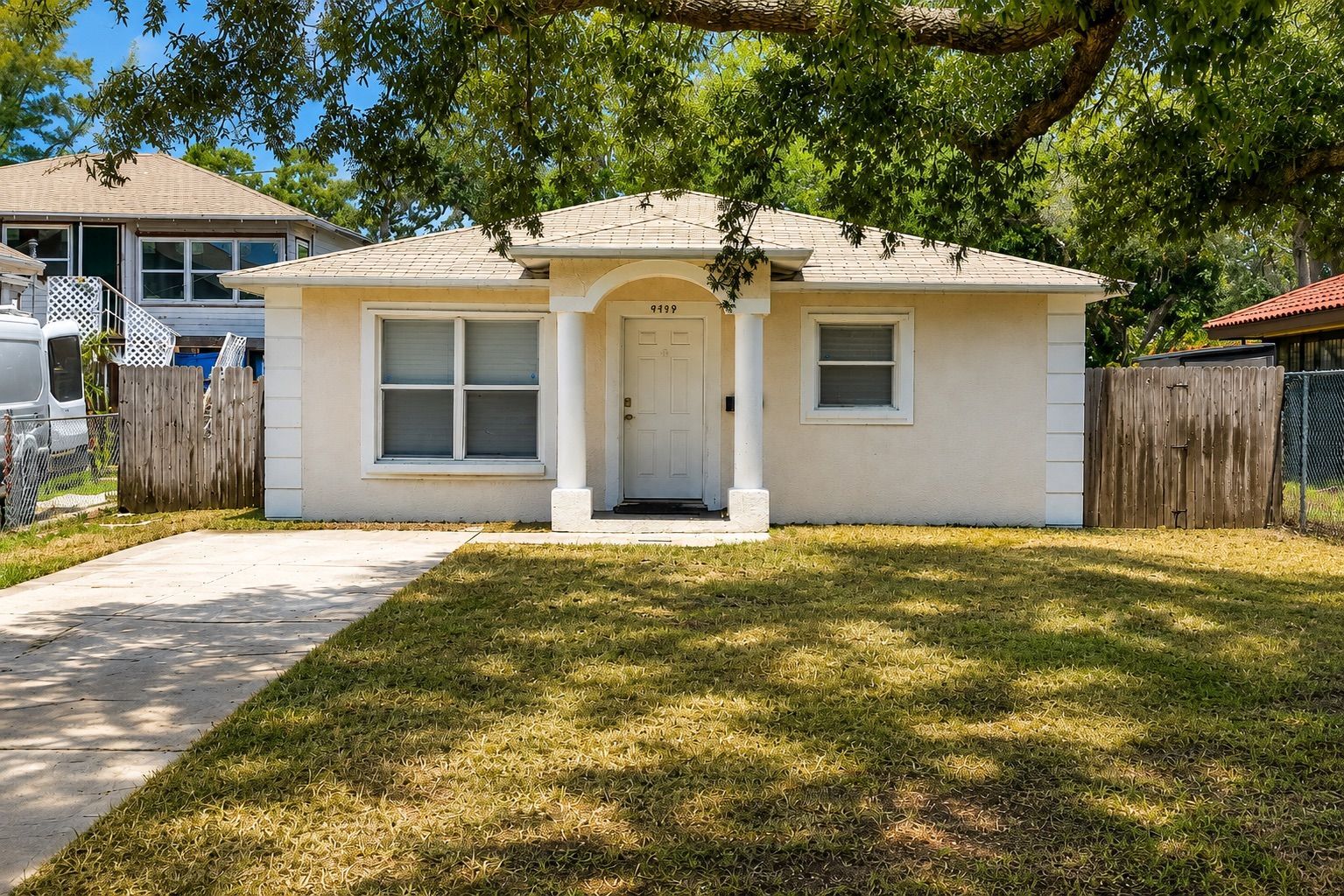 4419 18th Ave S, Saint Petersburg, FL à vendre Photo principale- Image 1 de 2