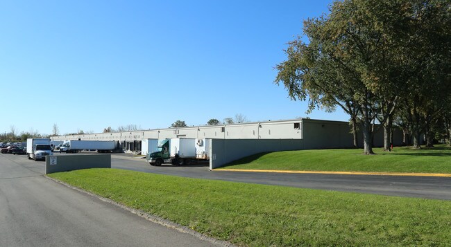 More details for 4545 Groves Rd, Columbus, OH - Industrial for Lease