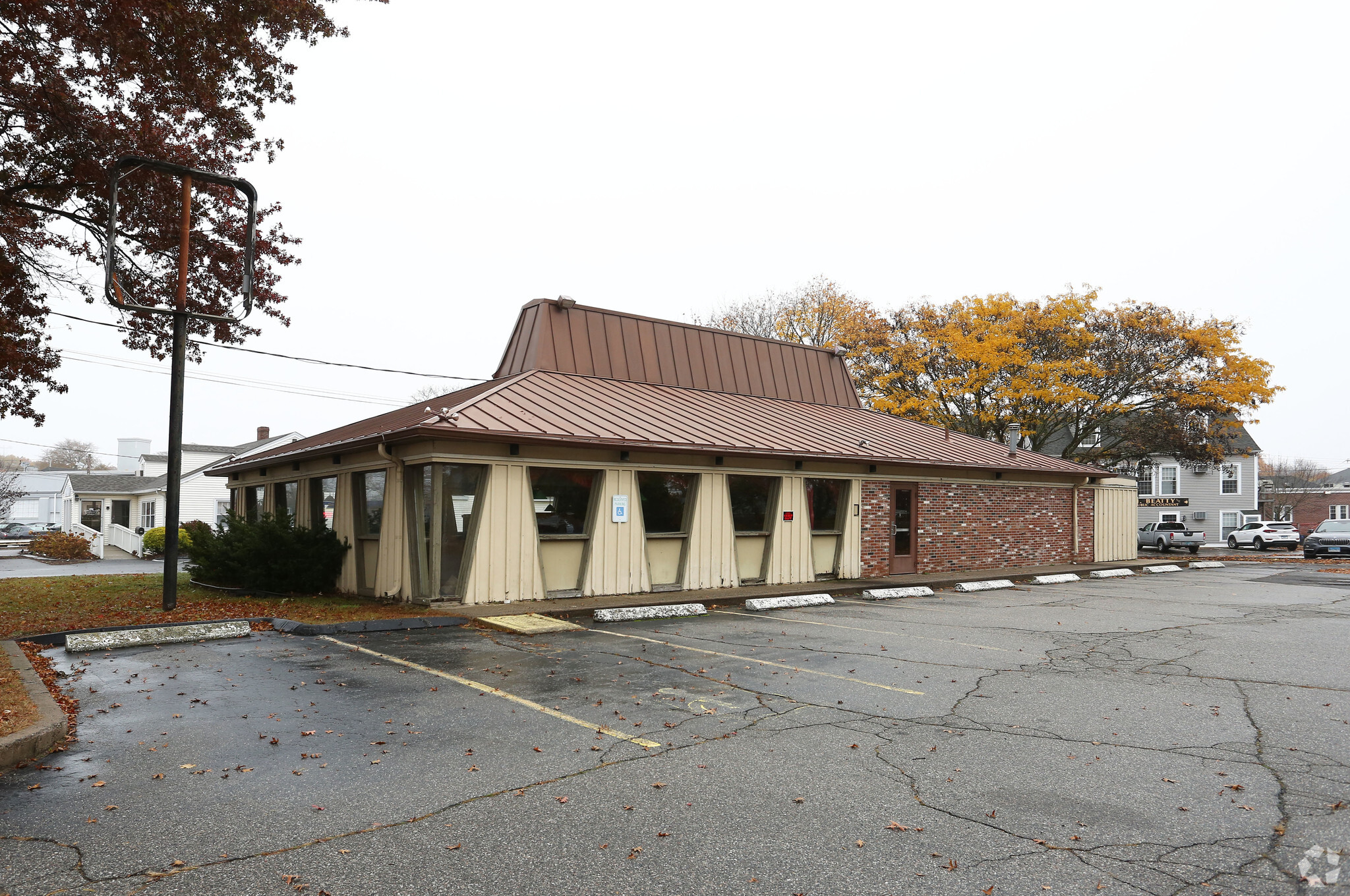 688 Boston Post Rd, Old Saybrook, CT for sale Primary Photo- Image 1 of 1