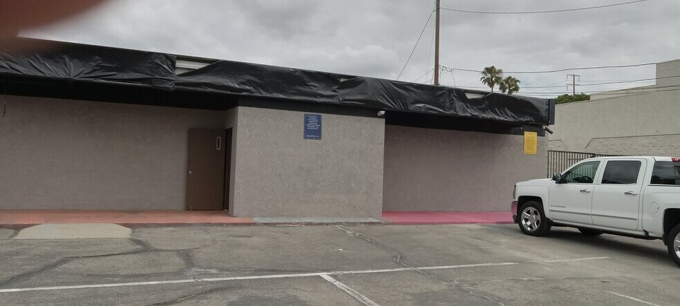 2513 W Edinger Ave, Santa Ana, CA à vendre - Photo du bâtiment - Image 2 de 6
