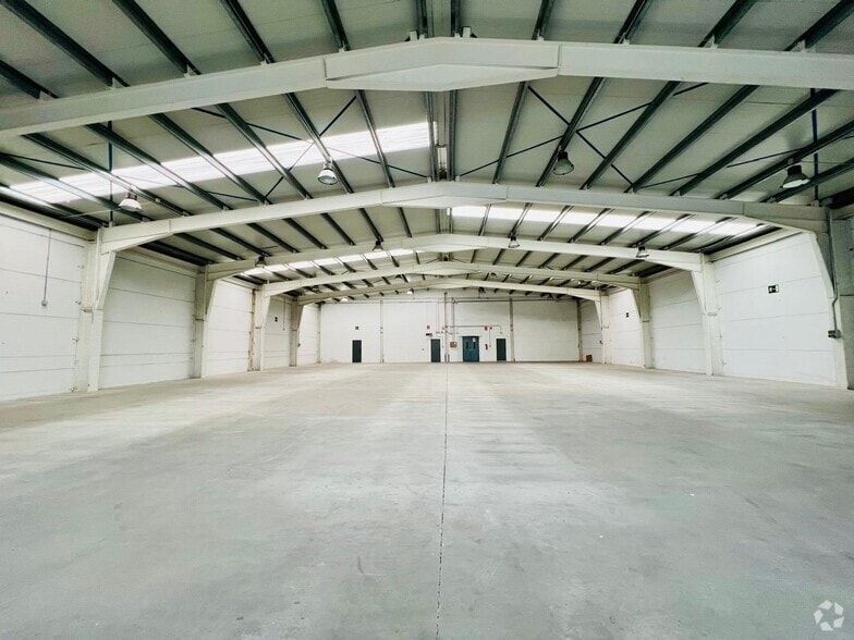 Industrial in Getafe, Madrid for lease - Building Photo - Image 3 of 27