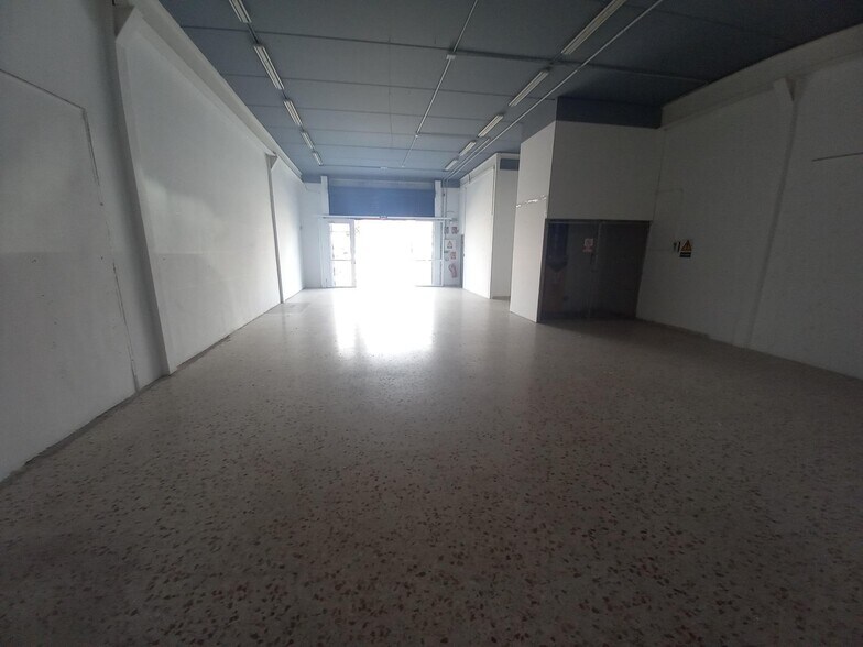 Industrial in Elche for lease - Interior Photo - Image 2 of 16