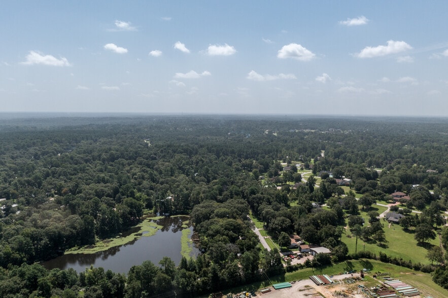 15880 Highway 75, Willis, TX for sale - Building Photo - Image 3 of 16