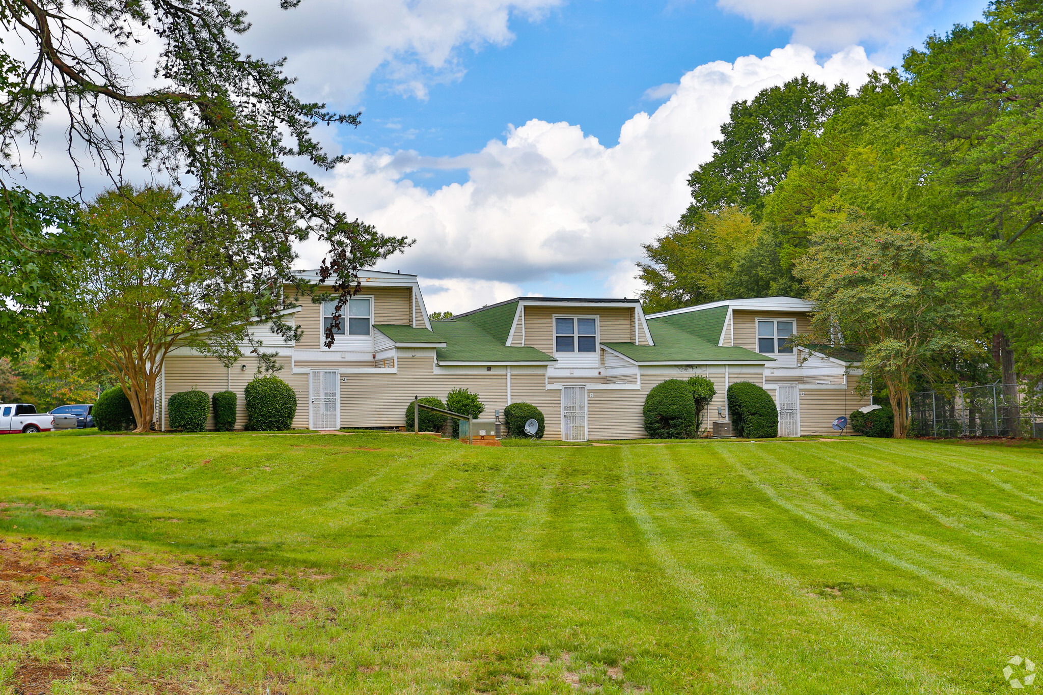 1841 Prospect Dr, Charlotte, NC for sale Primary Photo- Image 1 of 1