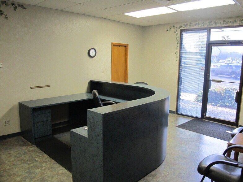 3003 E Chestnut Expy, Springfield, MO à vendre - Photo du bâtiment - Image 3 de 13