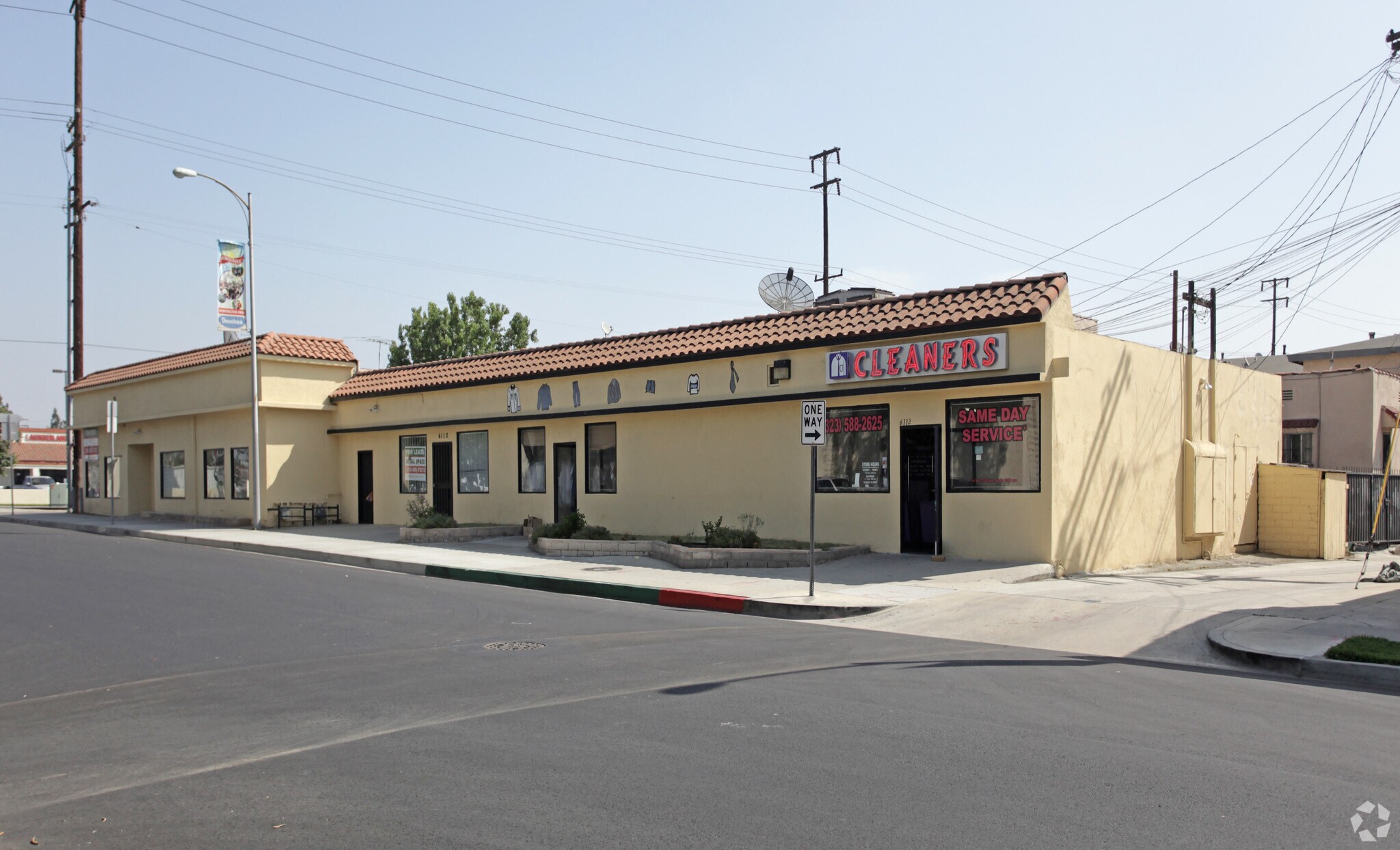 6106-6112 Rita Ave, Huntington Park, CA à louer Photo du bâtiment- Image 1 de 21