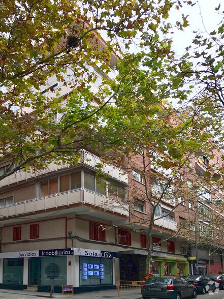 Calle Ramos Carrión, 4, Madrid, Madrid à louer - Photo du bâtiment - Image 2 de 2