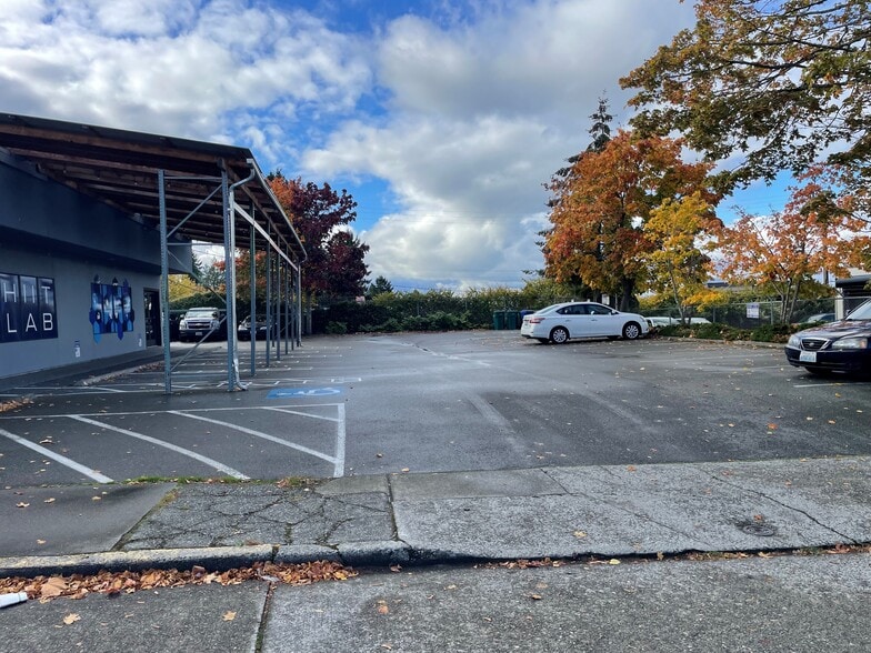 6335 35th Ave SW, Seattle, WA for sale - Building Photo - Image 3 of 4