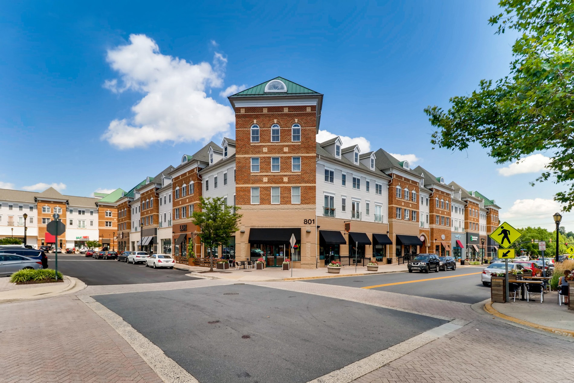 402 King Farm Blvd, Rockville, MD for lease Primary Photo- Image 1 of 34