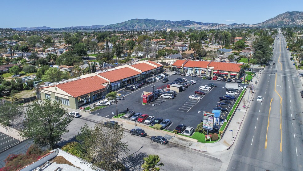 12737 Glenoaks Blvd, Sylmar, CA à louer - Autre - Image 3 de 4